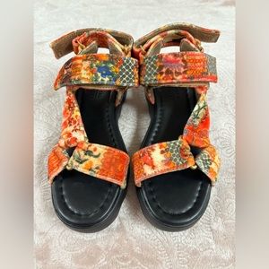 Aerosoles x Laura Ashley Orange Multi Floral Velvet Platform Sandals Retro 7
